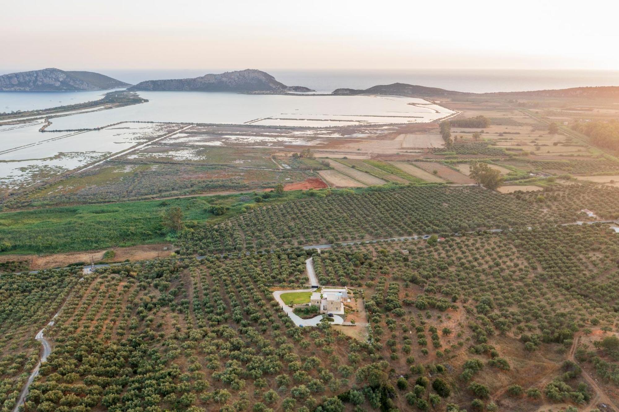 Family & Golf Villa Laguna Towers Gialova Navarino Экстерьер фото